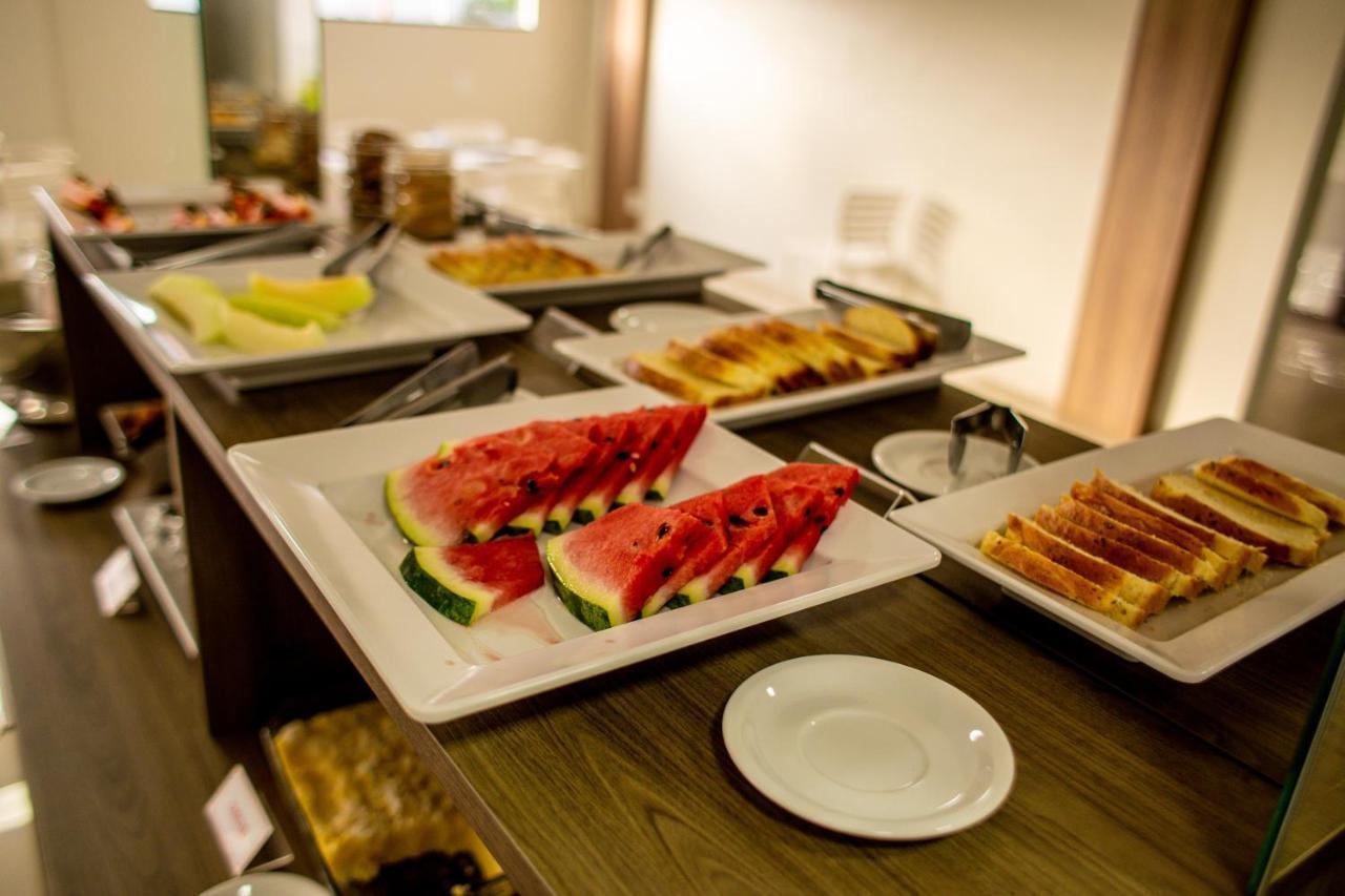 Ozaki'S Hotel Tailandia Dış mekan fotoğraf